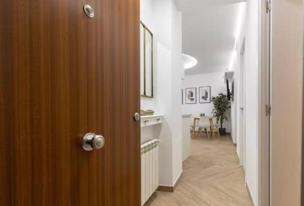 Apartament Artbel En Embajadores *